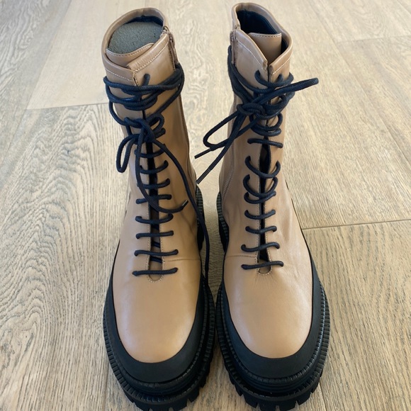 Anthropologie and Free People BNWT Paloma Barcelo Camel Lace up Combat Boots 9 - Picture 2 of 9